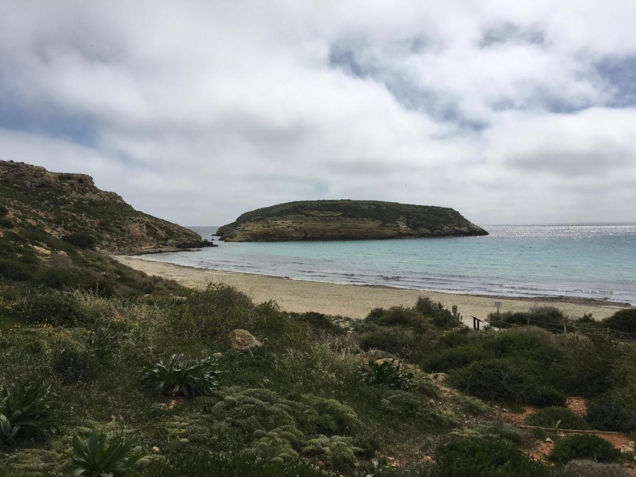 Cala Creta Apartment Lampedusa Bagian luar foto